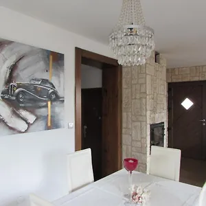 Apartment All You Need Holiday, Pula